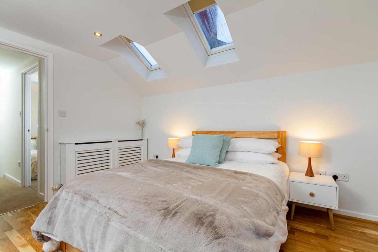 The Coach House, Centrally Located Detached Coach House Cardiff Exterior foto